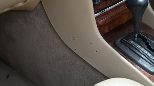 1984 Mercedes 280SL R107 zum Verkauf (Bild 70 von 252)