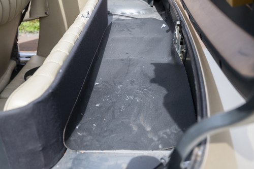 1984 Mercedes 280SL R107 zum Verkauf (Bild 80 von 252)