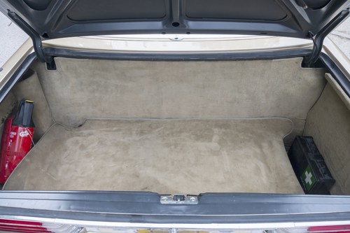 1984 Mercedes 280SL R107 zum Verkauf (Bild 162 von 252)