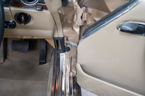 1984 Mercedes 280SL R107 zum Verkauf (Bild 141 von 252)