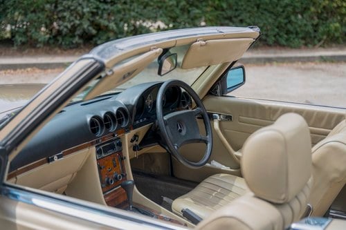 1984 Mercedes 280SL R107 zum Verkauf (Bild 28 von 252)