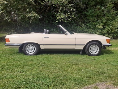 1985 Mercedes-Benz 280 SL (R107) Te koop (foto 8 van 139)