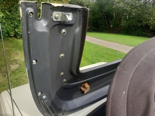 1985 Mercedes-Benz 280 SL (R107) Te koop (foto 46 van 139)