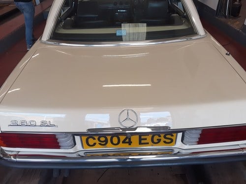 1985 Mercedes-Benz 280 SL (R107) Te koop (foto 62 van 139)