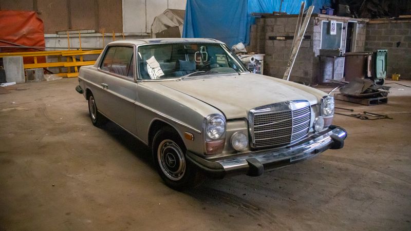 NO RESERVE - 1975 Mercedes-Benz W114 280C For Sale (picture 1 of 134)
