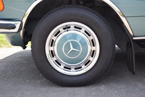 NO RESERVE - 1981 Mercedes-Benz 280E (W123) For Sale (picture 20 of 103)