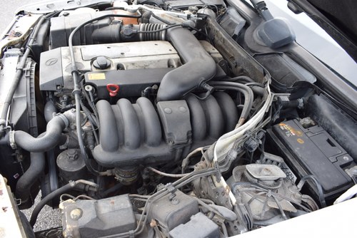 NO RESERVE - 1994 Mercedes-Benz E280 (W124) En venta (imagen 78 de 100)