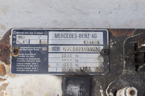 NO RESERVE - 1994 Mercedes-Benz E280 (W124) En venta (imagen 73 de 100)