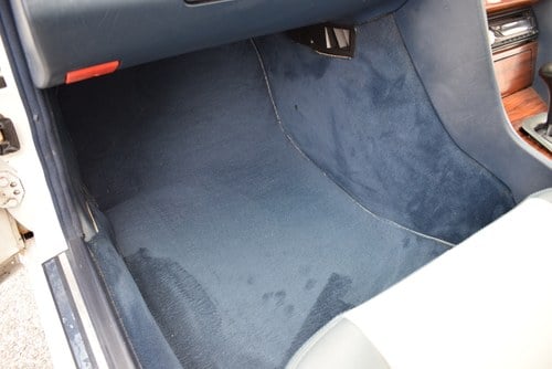 NO RESERVE - 1994 Mercedes-Benz E280 (W124) En venta (imagen 30 de 100)