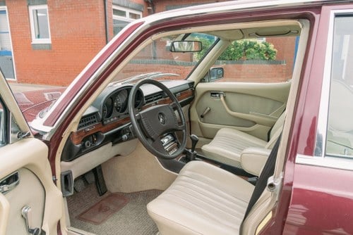 1981 Mercedes-Benz 280 S (W116) LHD zum Verkauf (Bild 32 von 180)