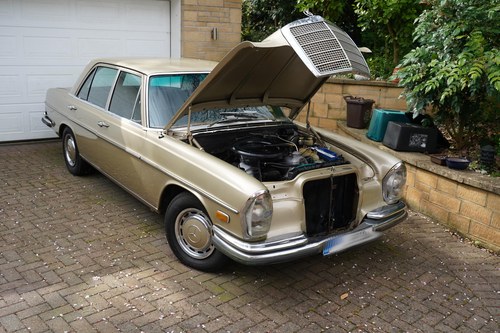 1972 Mercedes-Benz 280S LHD (W108) In vendita (immagine 107 di 140)