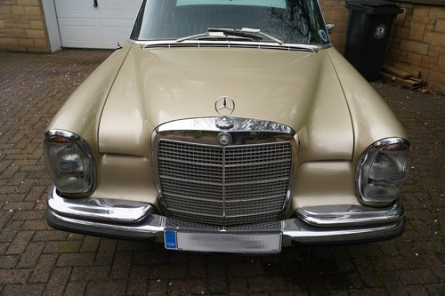 1972 Mercedes-Benz 280S LHD (W108) In vendita (immagine 87 di 140)