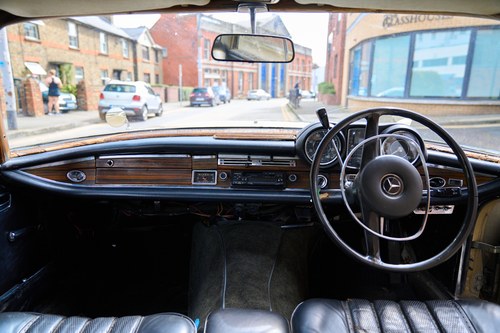 1969 Mercedes-Benz 280SE Automatic zum Verkauf (Bild 32 von 165)