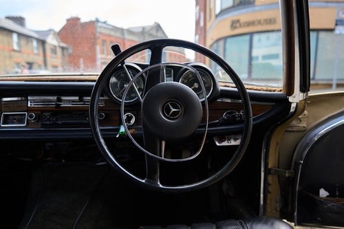 1969 Mercedes-Benz 280SE Automatic zum Verkauf (Bild 52 von 165)