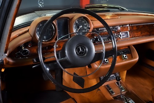 1970 Mercedes-Benz 280SE Coupe 3.5 V8 LHD à vendre (picture 32 of 109)