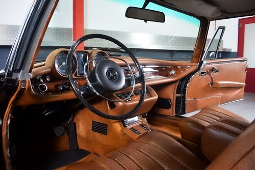 1970 Mercedes-Benz 280SE Coupe 3.5 V8 LHD à vendre (picture 30 of 109)