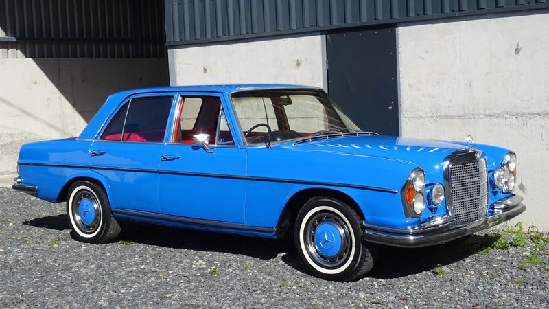 1971 Mercedes-Benz 280SE (W108) For Sale (picture 1 of 131)