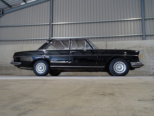 1968 Mercedes-Benz 280SE (W108) In vendita (immagine 36 di 156)