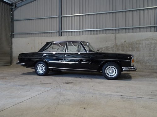 1968 Mercedes-Benz 280SE (W108) In vendita (immagine 29 di 156)