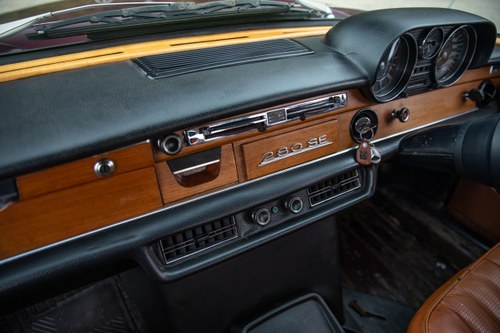 1973 Mercedes-Benz 280SE (W108) For Sale (picture 35 of 178)