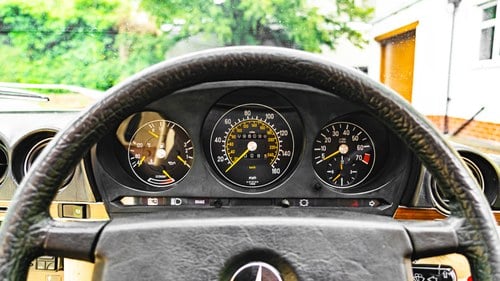 1983 Mercedes-Benz 280 SL (R107) In vendita (immagine 18 di 112)