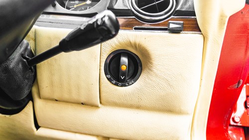 1983 Mercedes-Benz 280 SL (R107) In vendita (immagine 25 di 112)