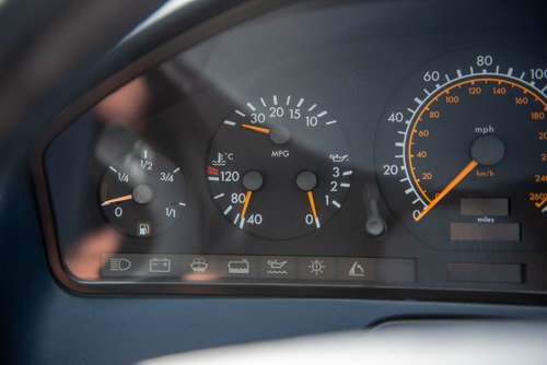 1993 Mercedes-Benz 280SL (R129) En venta (imagen 39 de 188)