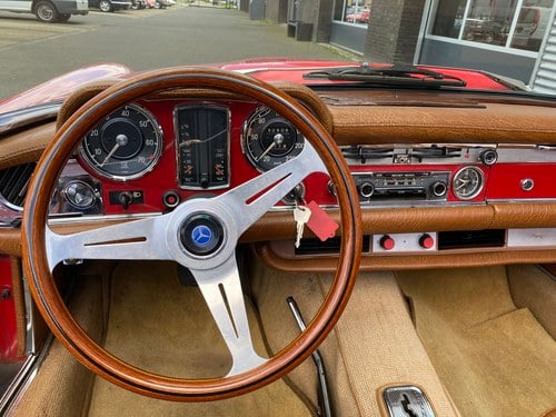 1970 Mercedes-Benz 280SL Pagoda For Sale (picture 14 of 45)