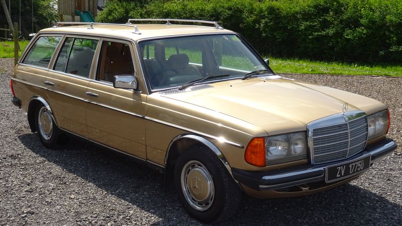 1985 Mercedes-Benz 280TE 7 Seat (W123) For Sale (picture 1 of 185)