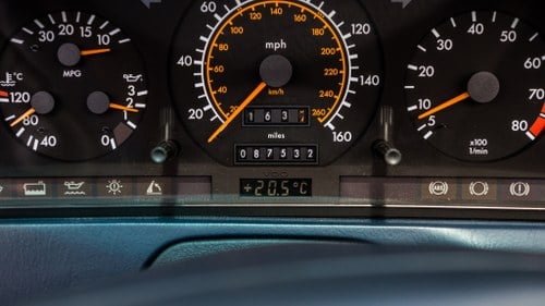 1993 Mercedes-Benz 300-24 SL (R129) For Sale (picture 22 of 204)