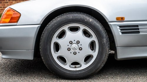 1993 Mercedes-Benz 300-24 SL (R129) For Sale (picture 12 of 204)