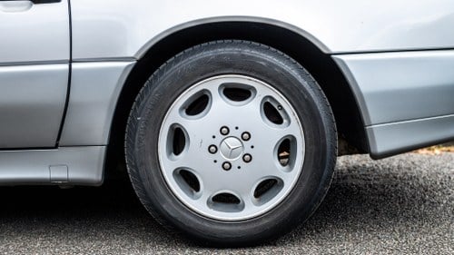 1993 Mercedes-Benz 300-24 SL (R129) For Sale (picture 13 of 204)