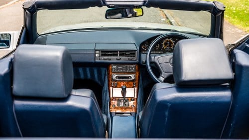 1993 Mercedes-Benz 300-24 SL (R129) For Sale (picture 16 of 204)