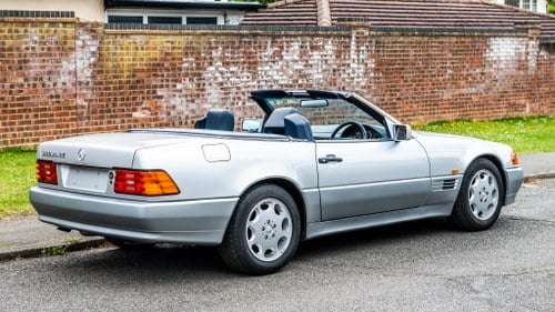 1993 Mercedes-Benz 300-24 SL (R129) For Sale (picture 3 of 204)