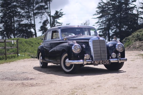 1956 Mercedes 300 Adenauer In vendita (immagine 1 di 255)