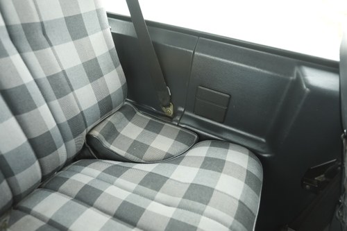 1989 Mercedes-Benz 300GD M2 For Sale (picture 75 of 133)