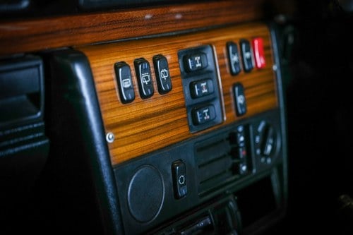 1993 Mercedes-Benz G-Wagon 300 GDS Te koop (foto 29 van 126)