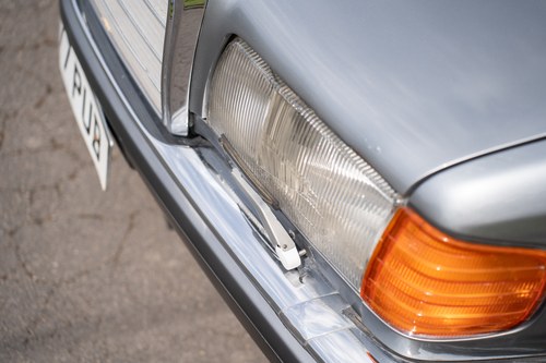 NO RESERVE - 1992 Mercedes-Benz 300 SE Auto (W140) In vendita (immagine 85 di 167)