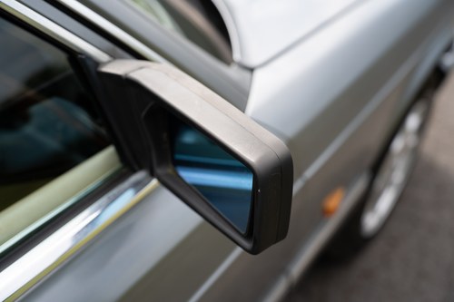 NO RESERVE - 1992 Mercedes-Benz 300 SE Auto (W140) In vendita (immagine 92 di 167)