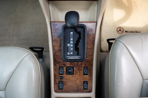 NO RESERVE - 1992 Mercedes-Benz 300 SE Auto (W140) In vendita (immagine 46 di 167)