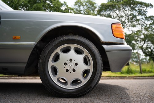 NO RESERVE - 1992 Mercedes-Benz 300 SE Auto (W140) In vendita (immagine 26 di 167)