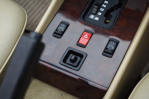 1989 Mercedes-Benz 300 SL Auto (R107) Te koop (foto 61 van 188)