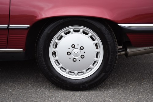 1989 Mercedes-Benz 300 SL Auto (R107) Te koop (foto 29 van 188)