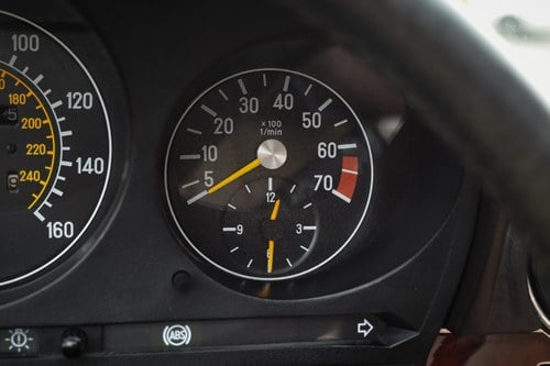 1989 Mercedes-Benz 300 SL Auto (R107) Te koop (foto 51 van 188)