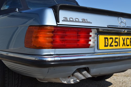 1987 Mercedes-Benz 300 SL (R107) En venta (imagen 117 de 183)