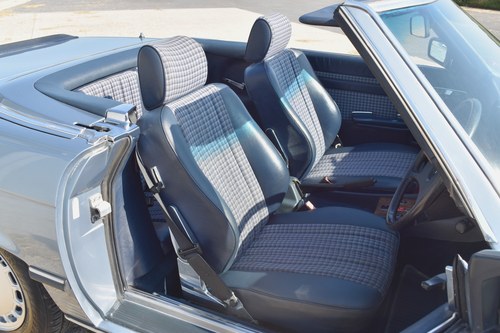 1987 Mercedes-Benz 300 SL (R107) En venta (imagen 66 de 183)