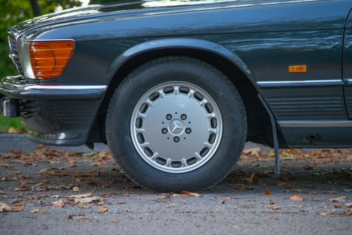 1988 Mercedes-Benz 300 SL Auto (R107) En venta (imagen 46 de 90)