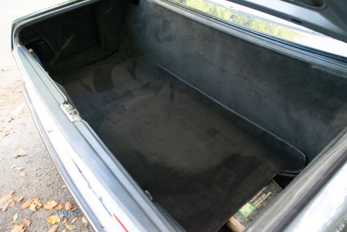 1988 Mercedes-Benz 300 SL Auto (R107) En venta (imagen 38 de 90)