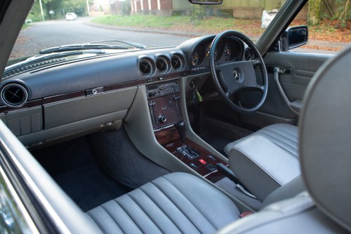 1988 Mercedes-Benz 300 SL Auto (R107) En venta (imagen 18 de 90)