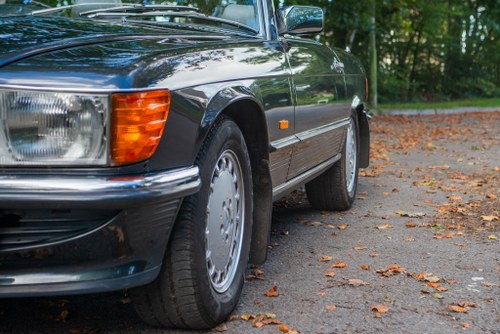1988 Mercedes-Benz 300 SL Auto (R107) En venta (imagen 45 de 90)